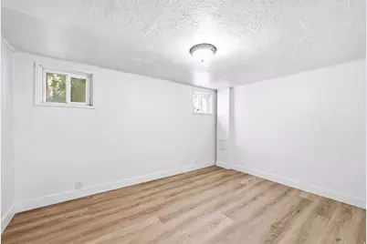 134 E 100 S, Bountiful, UT 84010 - Photo 25
