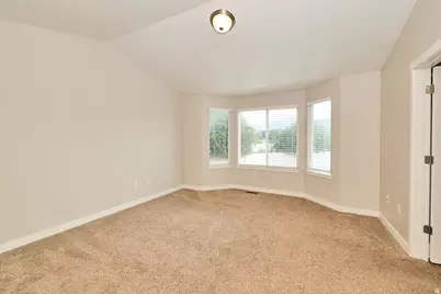 1065 S 1650 E, Clearfield, UT 84015 - Photo 13