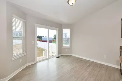 1065 S 1650 E, Clearfield, UT 84015 - Photo 11