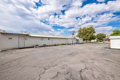 16 W 4800 S, Murray, UT 84107 - Photo 9