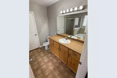 5197 S 3100 W, Roy, UT 84067 - Photo 17
