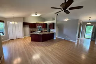 5197 S 3100 W, Roy, UT 84067 - Photo 7