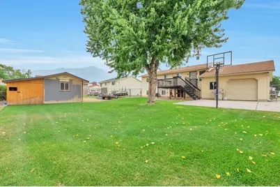 2257 N 700 W, Harrisville, UT 84414 - Photo 25