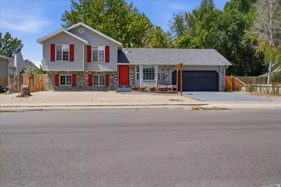 566 S 640 W, Lehi, UT 84043 - Photo 1