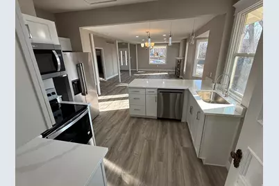 419 N H St, Salt Lake City, UT 84103 - Photo 3