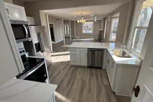 419 N H St, Salt Lake City, UT 84103 - Photo 3