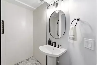 5334 S Castlegate Dr, Salt Lake City, UT 84117 - Photo 19