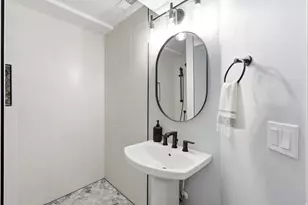 5334 S Castlegate Dr, Salt Lake City, UT 84117 - Photo 19