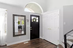 5334 S Castlegate Dr, Salt Lake City, UT 84117 - Photo 5
