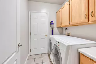 1063 E 1100 N, Pleasant Grove, UT 84062 - Photo 17