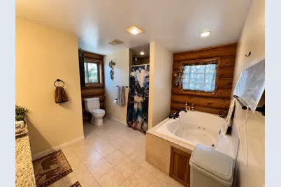 5390 N Eagle Dr, Kenilworth, UT 84529 - Photo 17