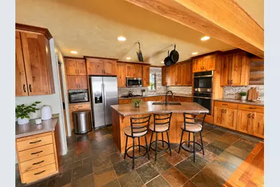 5390 N Eagle Dr, Kenilworth, UT 84529 - Photo 9