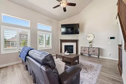 1576 E Lowe Peak Dr, Eagle Mountain, UT 84005 - Photo 13