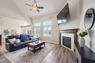 1576 E Lowe Peak Dr, Eagle Mountain, UT 84005 - Photo 15
