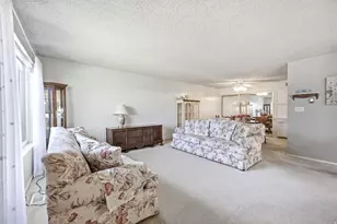 381 W 400 N, Bountiful, UT 84010 - Photo 7