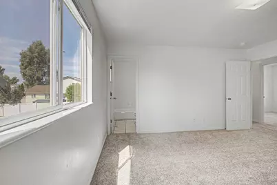 1421 W 50 S, Lehi, UT 84043 - Photo 9