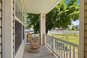 5253 S Midland Dr W, Roy, UT 84067 - Photo 5