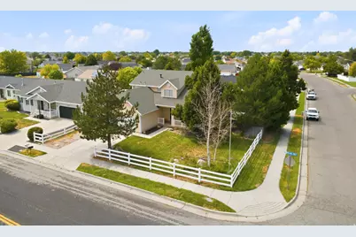 5253 S Midland Dr W, Roy, UT 84067 - Photo 3