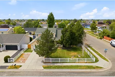 5253 S Midland Dr W, Roy, UT 84067 - Photo 35