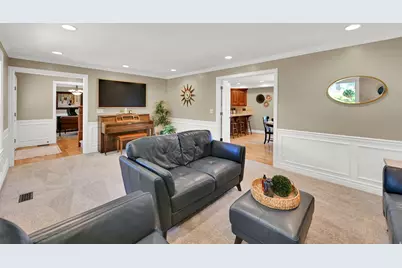 1786 N Country Cir, Centerville, UT 84014 - Photo 29