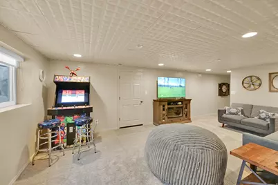 1786 N Country Cir, Centerville, UT 84014 - Photo 49