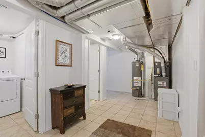 724 Canyon Rd, Ogden, UT 84404 - Photo 23