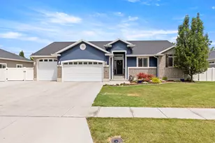 3098 W 725 S, Syracuse, UT 84075 - Photo 1