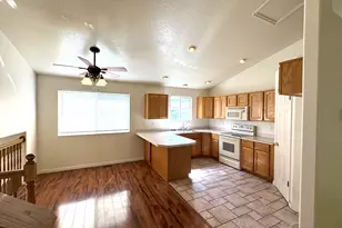 6070 S 2225 W, Roy, UT 84067 - Photo 5