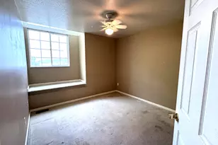 6070 S 2225 W, Roy, UT 84067 - Photo 13