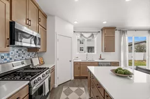 858 W Wickham Dr S, Murray, UT 84123 - Photo 9