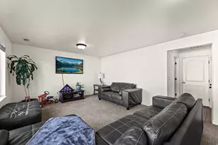808 N 730 W, Tooele, UT 84074 - Photo 11