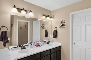 7788 N Brookwood Dr E, Eagle Mountain, UT 84005 - Photo 23