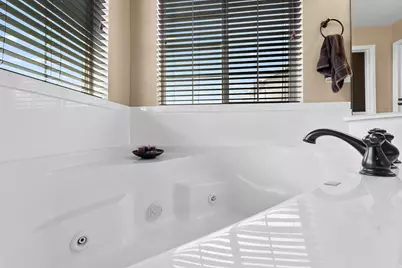 7788 N Brookwood Dr E, Eagle Mountain, UT 84005 - Photo 25