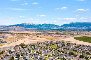 7788 N Brookwood Dr E, Eagle Mountain, UT 84005 - Photo 43
