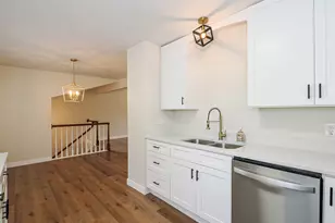 5263 S Spring House Ln E, Murray, UT 84107 - Photo 7