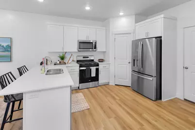 2264 W 1400 N #177, Farr West, UT 84404 - Photo 5