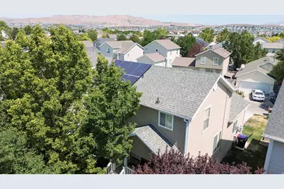 4001 E Dodge St, Eagle Mountain, UT 84005 - Photo 29
