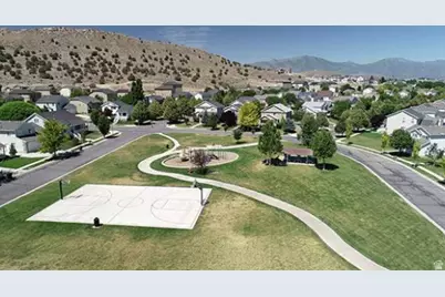 4001 E Dodge St, Eagle Mountain, UT 84005 - Photo 27
