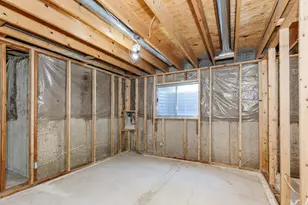 342 E 600 N, Logan, UT 84321 - Photo 15