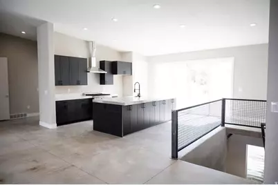 7045 S 300 E, Midvale, UT 84047 - Photo 3