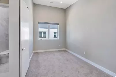 7045 S 300 E, Midvale, UT 84047 - Photo 31