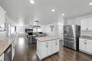 365 S Jordan Way, Lehi, UT 84043 - Photo 11