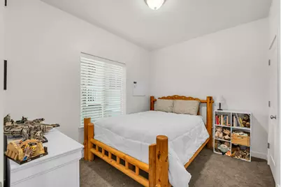961 W Cyan Valley Way, Bluffdale, UT 84065 - Photo 15