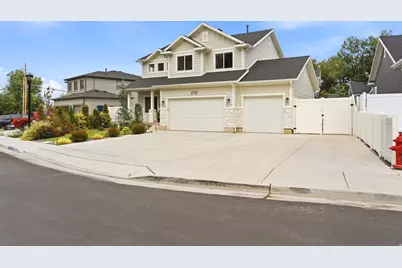 2721 S Patricia Dr, Magna, UT 84044 - Photo 3