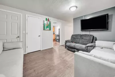 6828 W Copperhill Dr, West Valley, UT 84128 - Photo 21