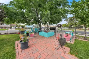6828 W Copperhill Dr, West Valley, UT 84128 - Photo 5