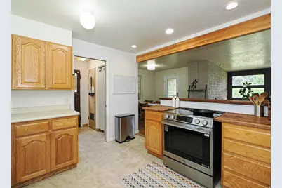 2675 E Gregson Ave S, Salt Lake City, UT 84105 - Photo 13