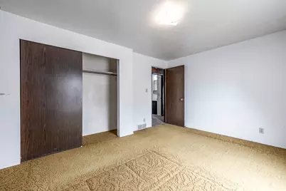 801 E 700 N, Layton, UT 84041 - Photo 17
