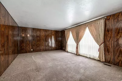 801 E 700 N, Layton, UT 84041 - Photo 5