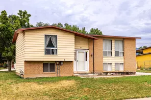 801 E 700 N, Layton, UT 84041 - Photo 27